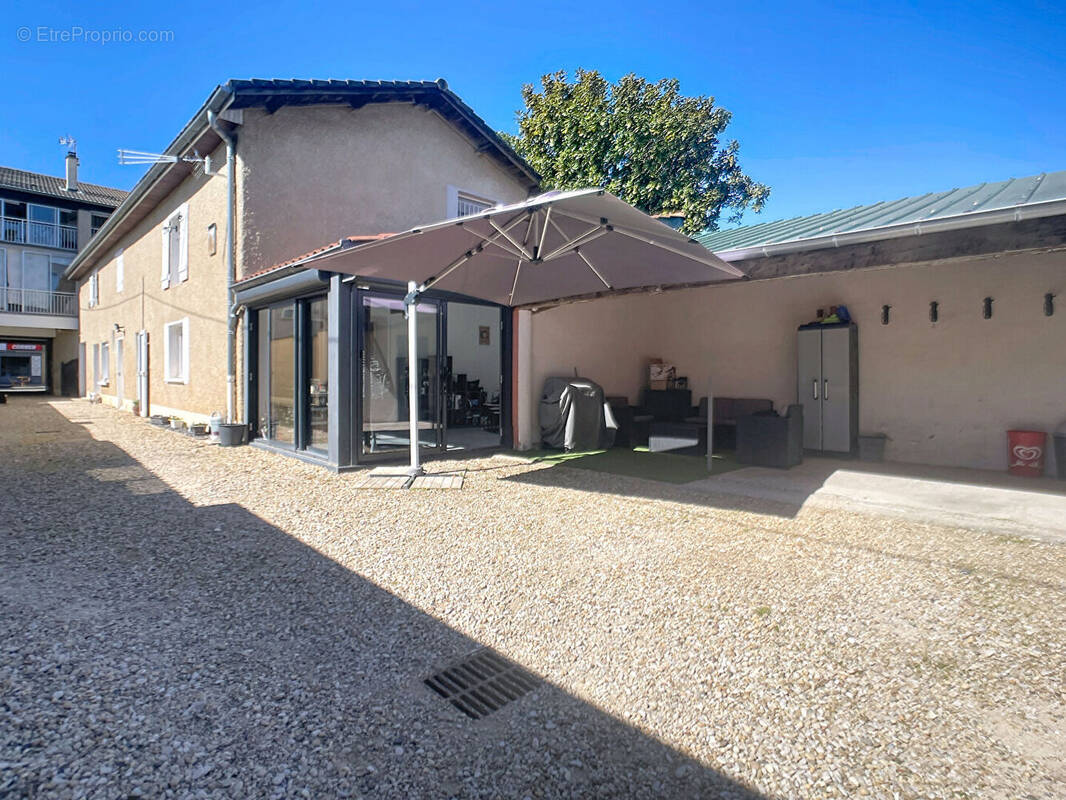 Maison à ARNAS