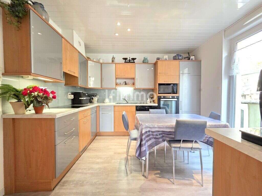 Maison 5 pièces 117 m² quartier Floridor à Thann(68800) - photo 2