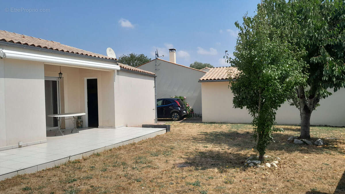 ROCHEFORT - Maison de  plain-pied  - 3 chambres - 2 garages - jardin - photo 17