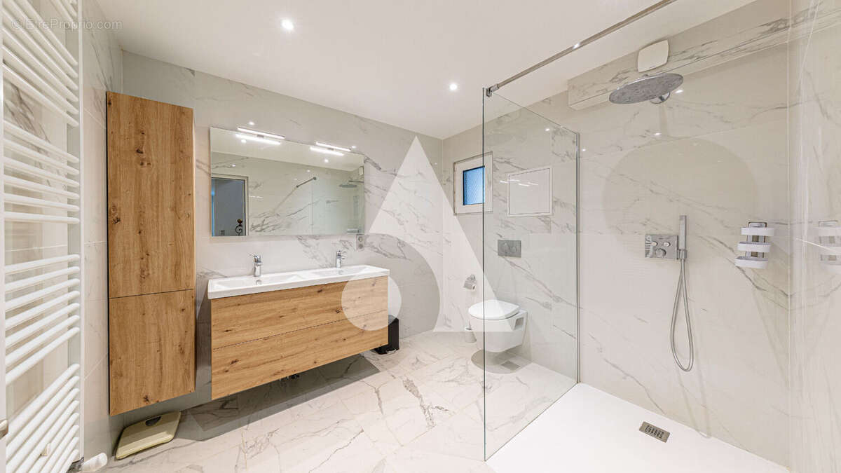 Maison à AIX-LES-BAINS