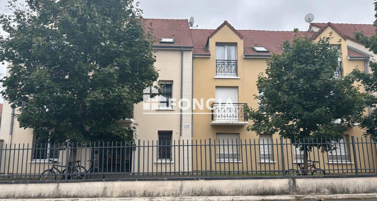 Appartement à LES MUREAUX