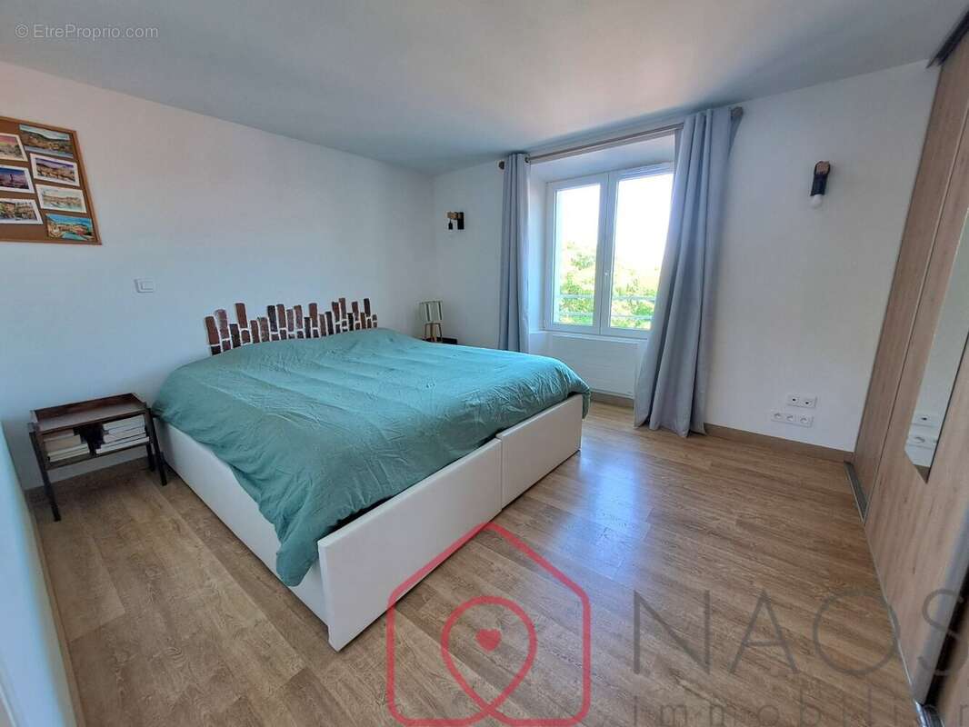 Appartement à CHATEAUFORT