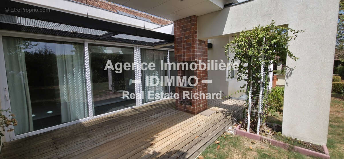 En exclusivité   véritable bijou au style maison d'architecte 202 m2 habitables à chapelon 45270 - photo 23