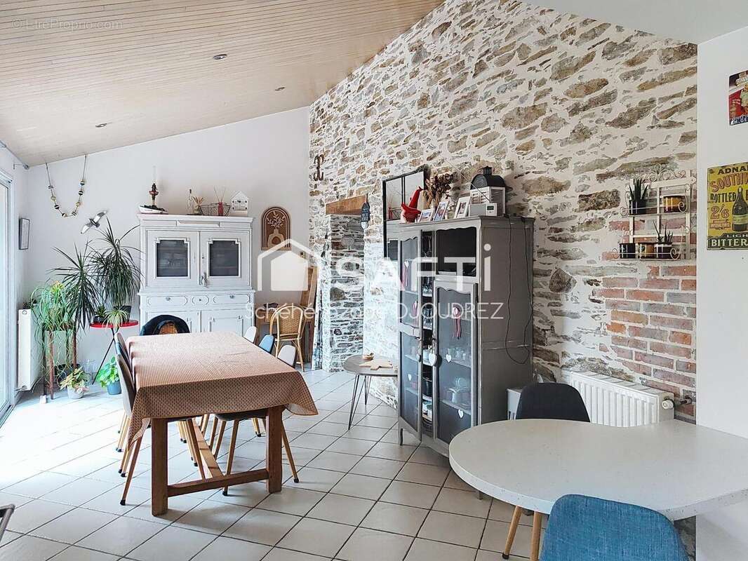 Photo 2 - Maison à CHAVAGNES-EN-PAILLERS