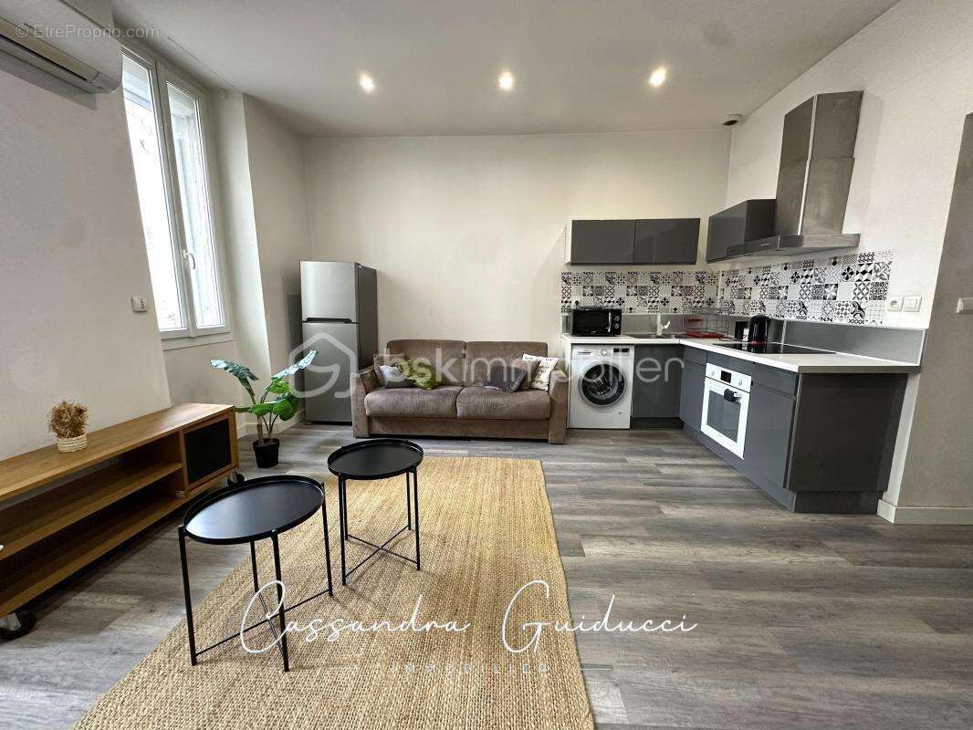 Appartement à MARSEILLE-7E