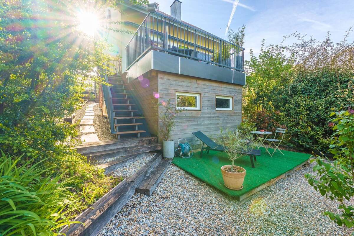 Maison à DIVONNE-LES-BAINS