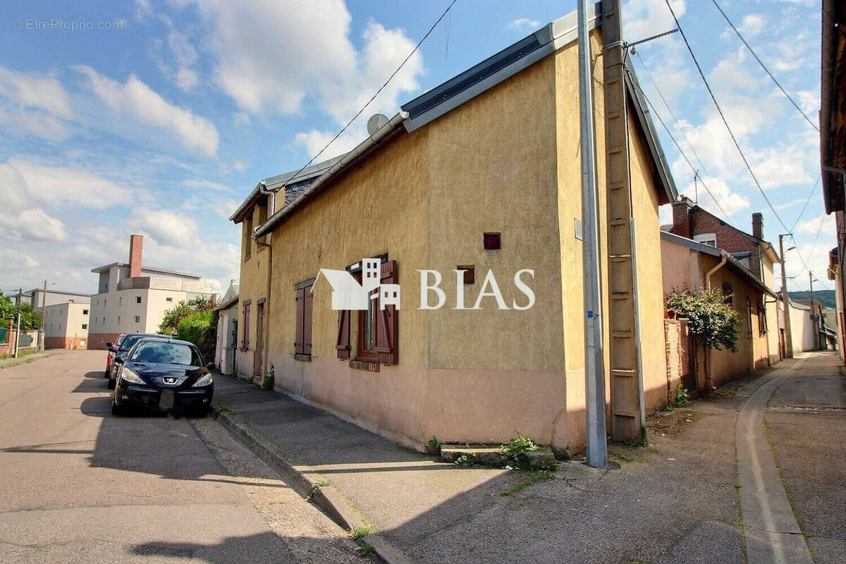 Appartement à CAUDEBEC-LES-ELBEUF