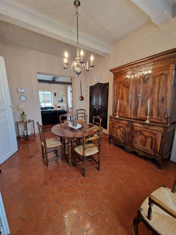 Maison à COURSAN