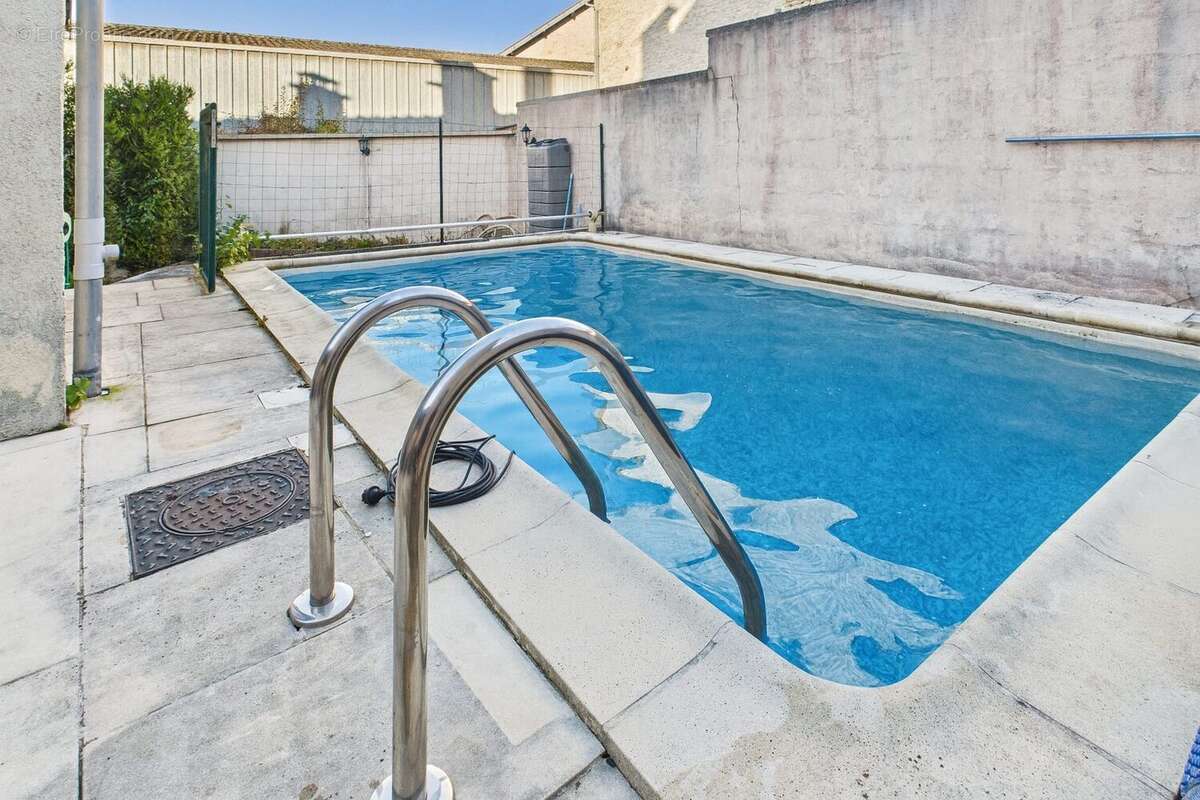 Maison à BUXIERES-SUR-ARCE