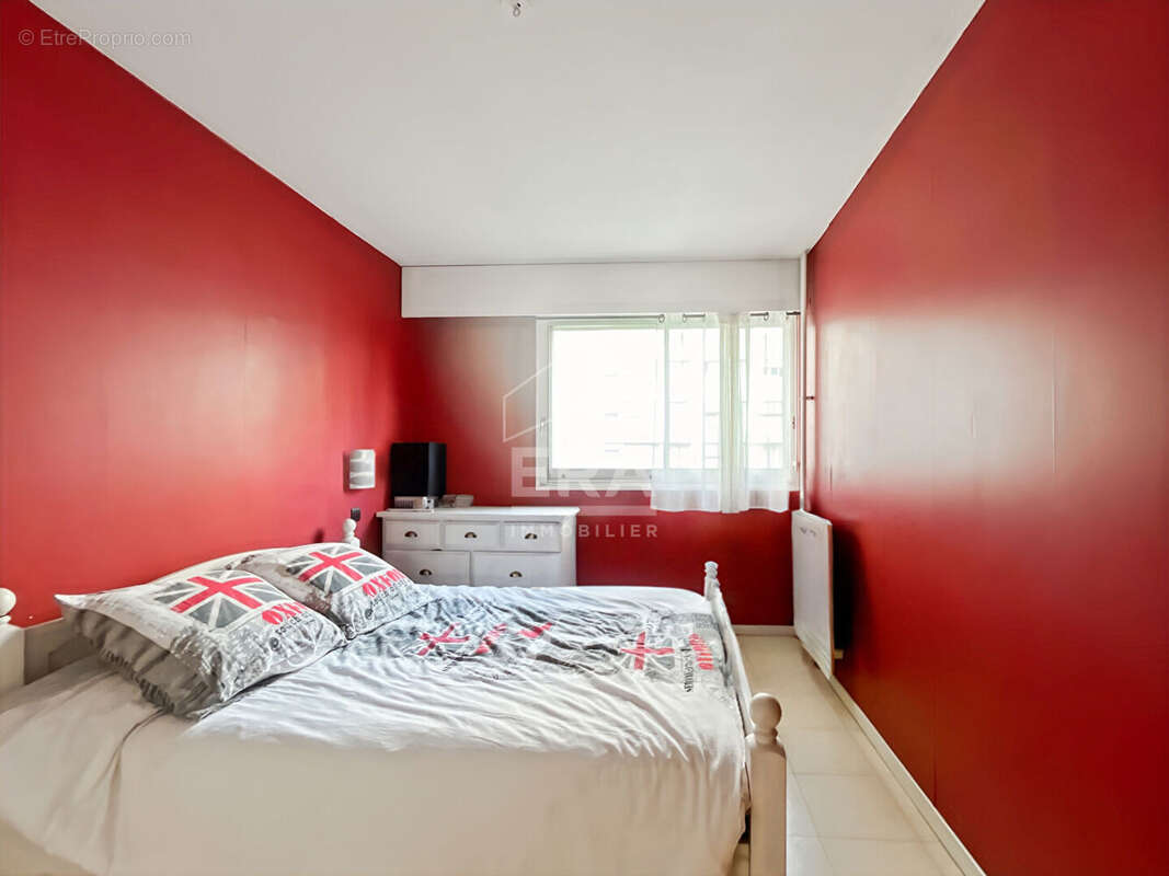 Appartement à MARSEILLE-4E