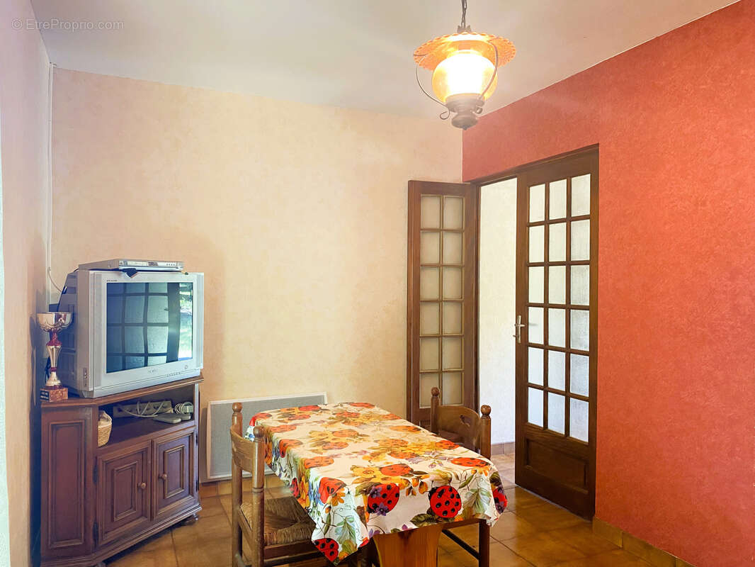 Maison à BAZOCHES-SUR-LE-BETZ