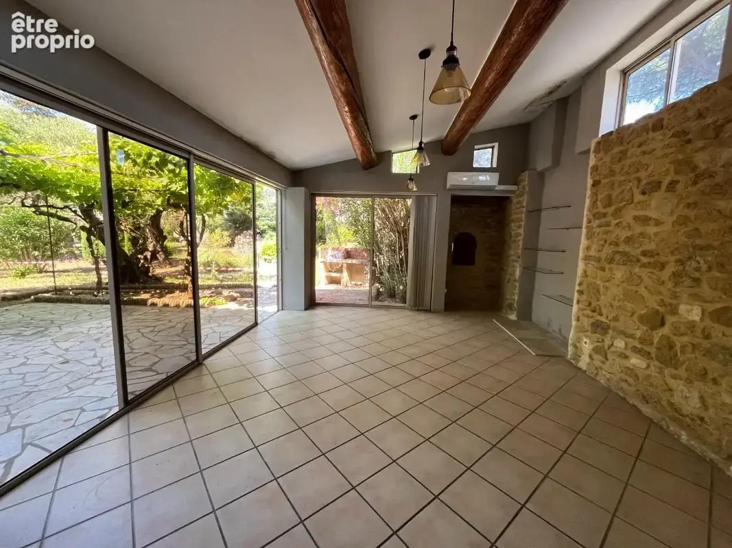 VERANDA LOGEMENT 1