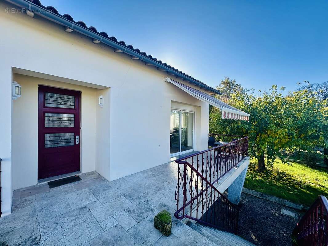 Maison à EYMET