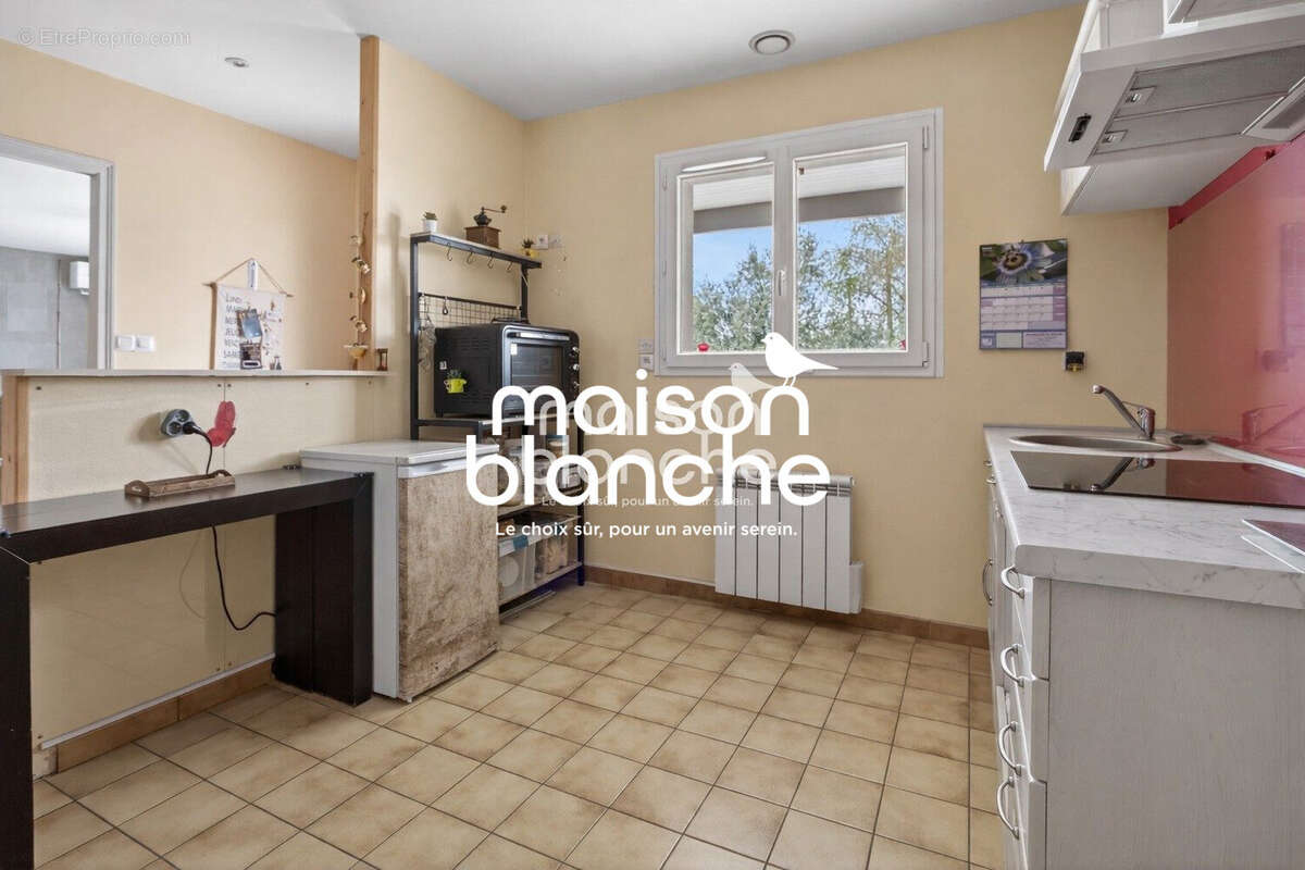 Maison à SURGERES