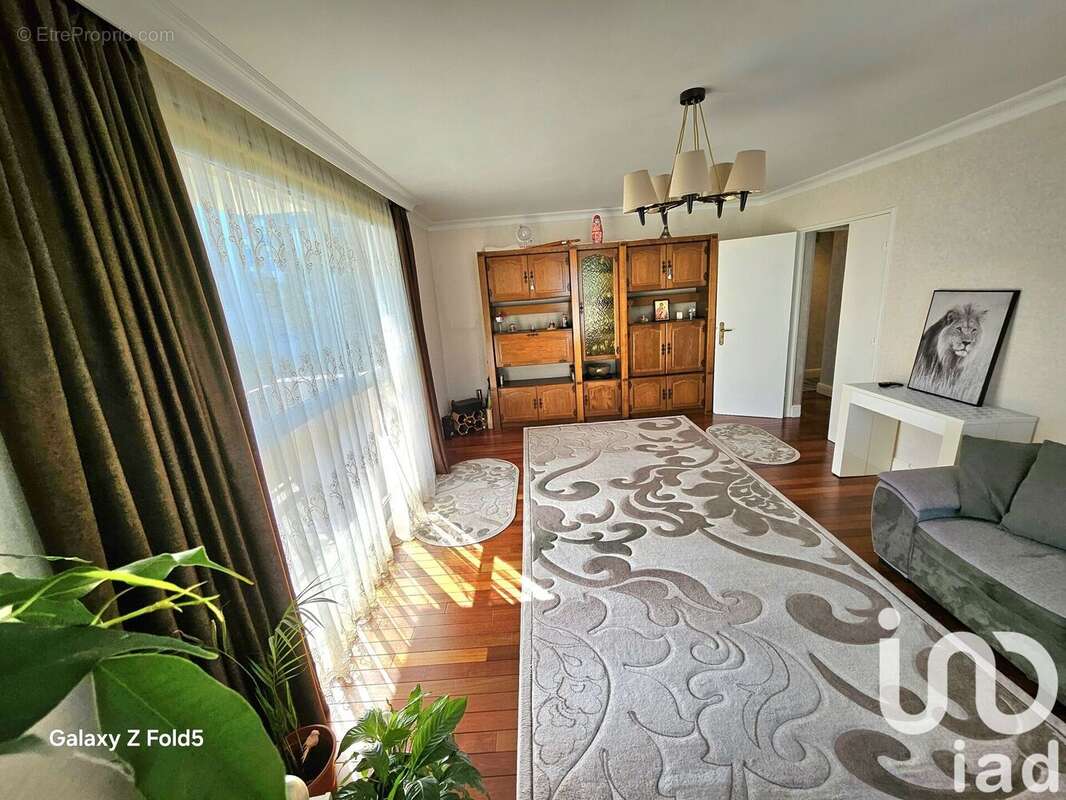 Photo 5 - Appartement à SUCY-EN-BRIE