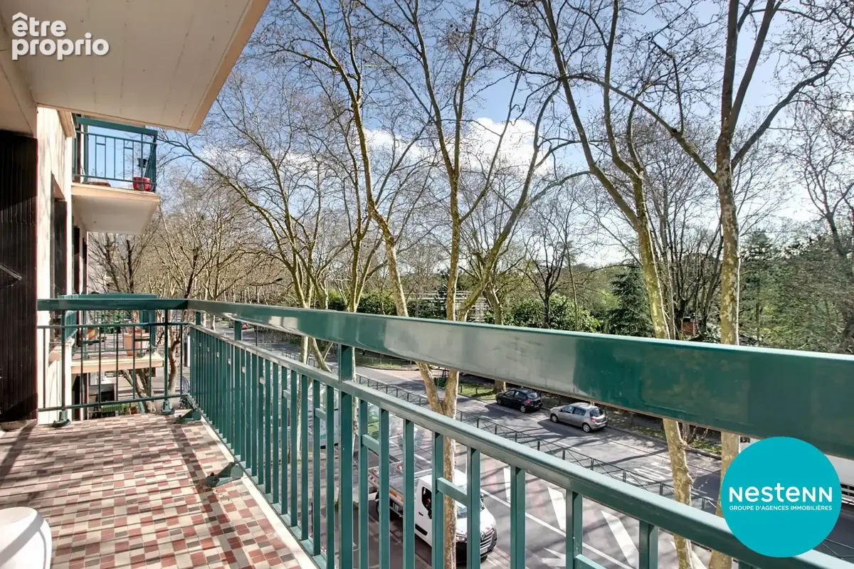 Appartement 70 m² à Rueil-Malmaison  - photo 2