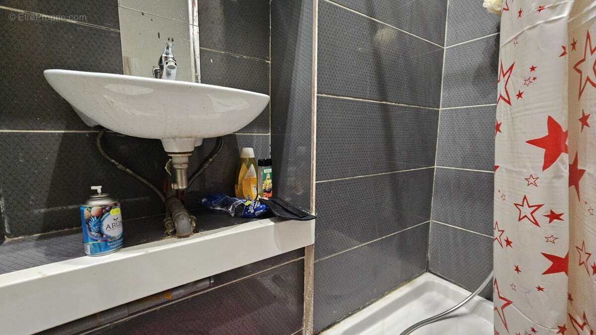 Appartement à MARSEILLE-1E