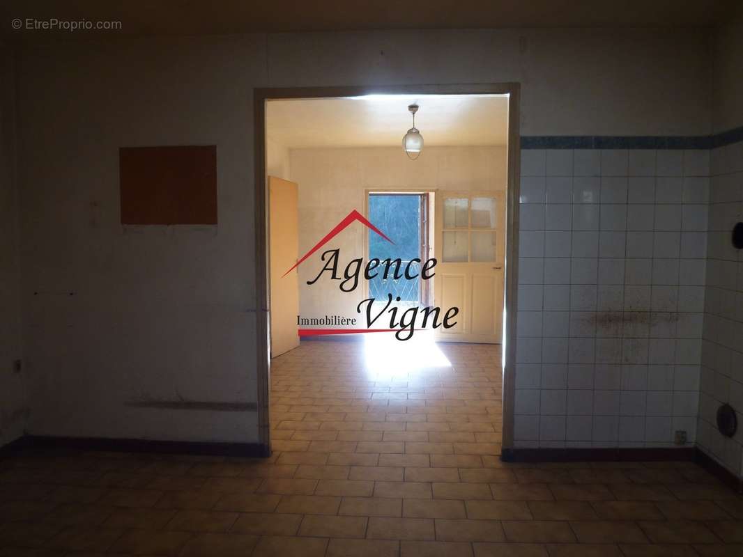 Maison à ROBIAC-ROCHESSADOULE