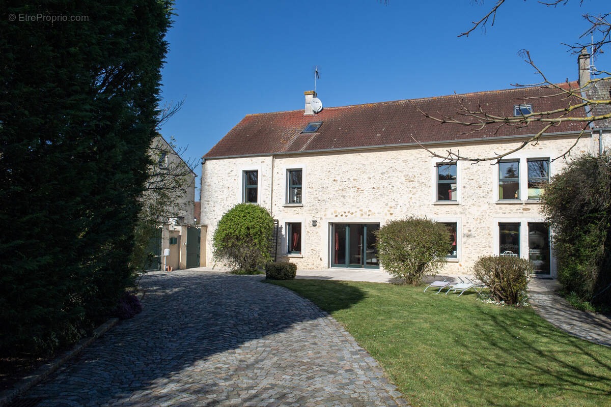Maison à VILLIERS-LE-MAHIEU