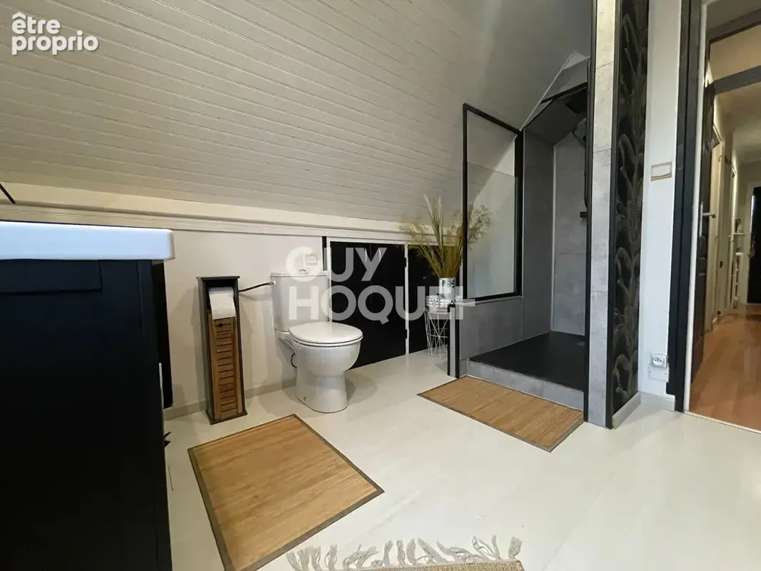 Maison 4 chambres dans le bourg - photo 7