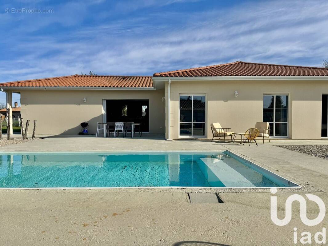 Photo 1 - Maison à BELIN-BELIET