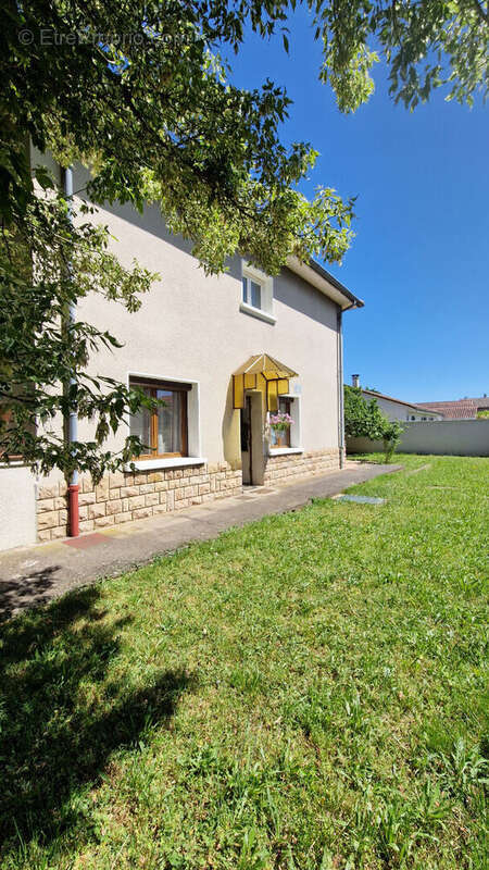 Maison Venissieux - secteur Le Charréard - photo 15