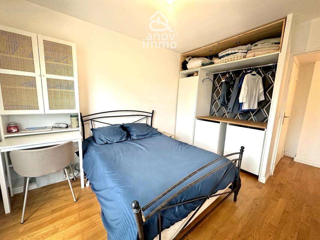 Appartement à NEUVILLE-SUR-SAONE