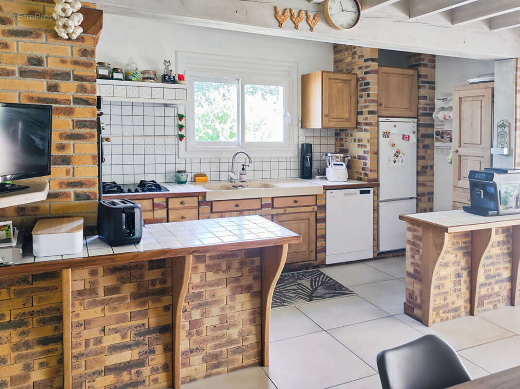 Maison à SAINT-QUENTIN-EN-MAUGES