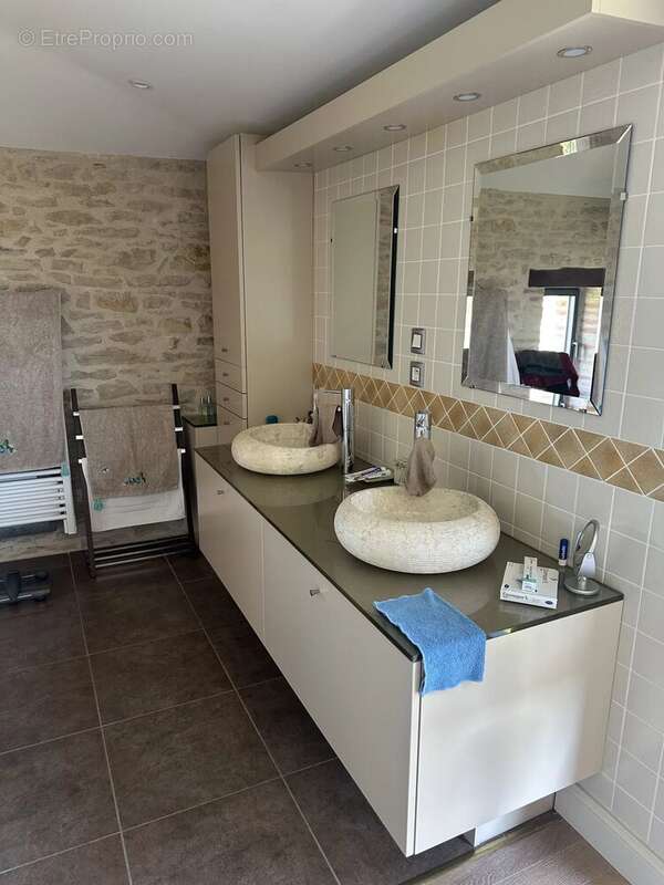 Maison à MONCLAR-DE-QUERCY