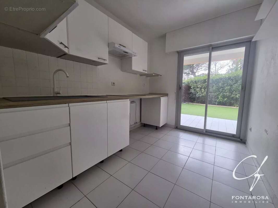 Appartement à FREJUS