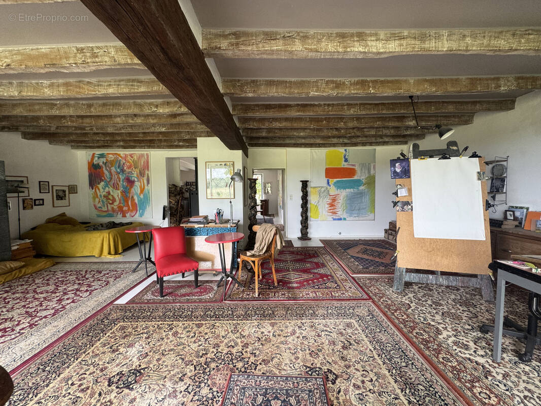 Propriété de 242m2 à Saint-Junien et 14 hectares - photo 6