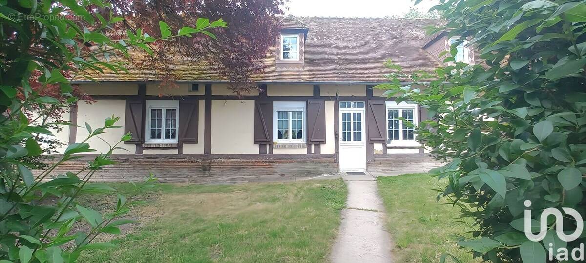 Photo 1 - Maison à MESNIERES-EN-BRAY