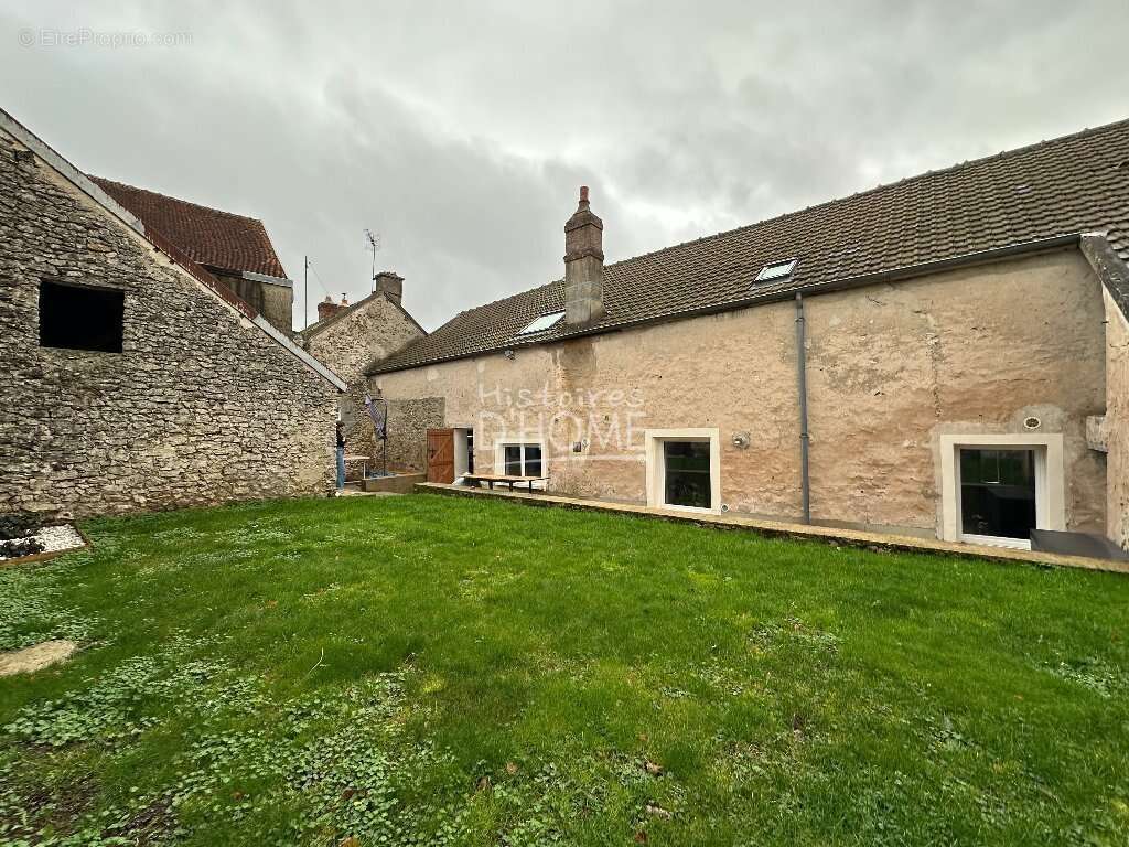 Maison à LA FERTE-GAUCHER