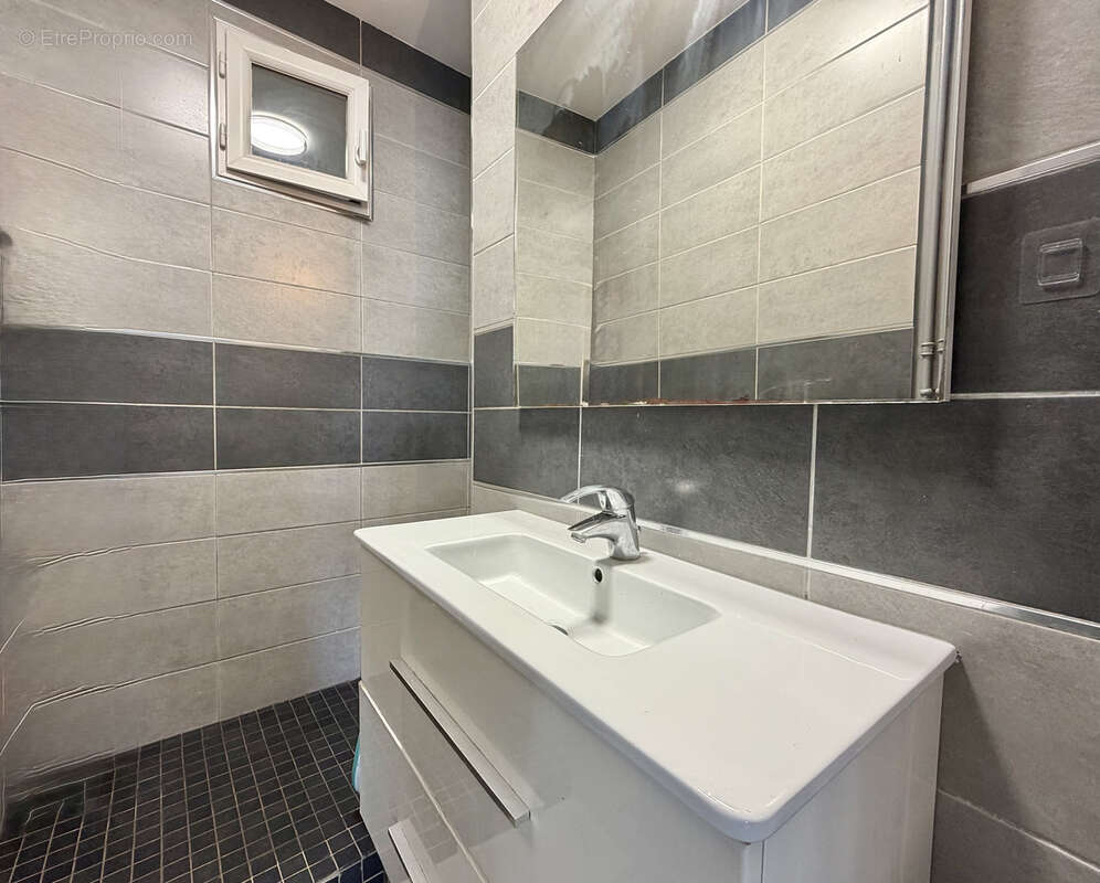 Appartement à MARSEILLE-13E