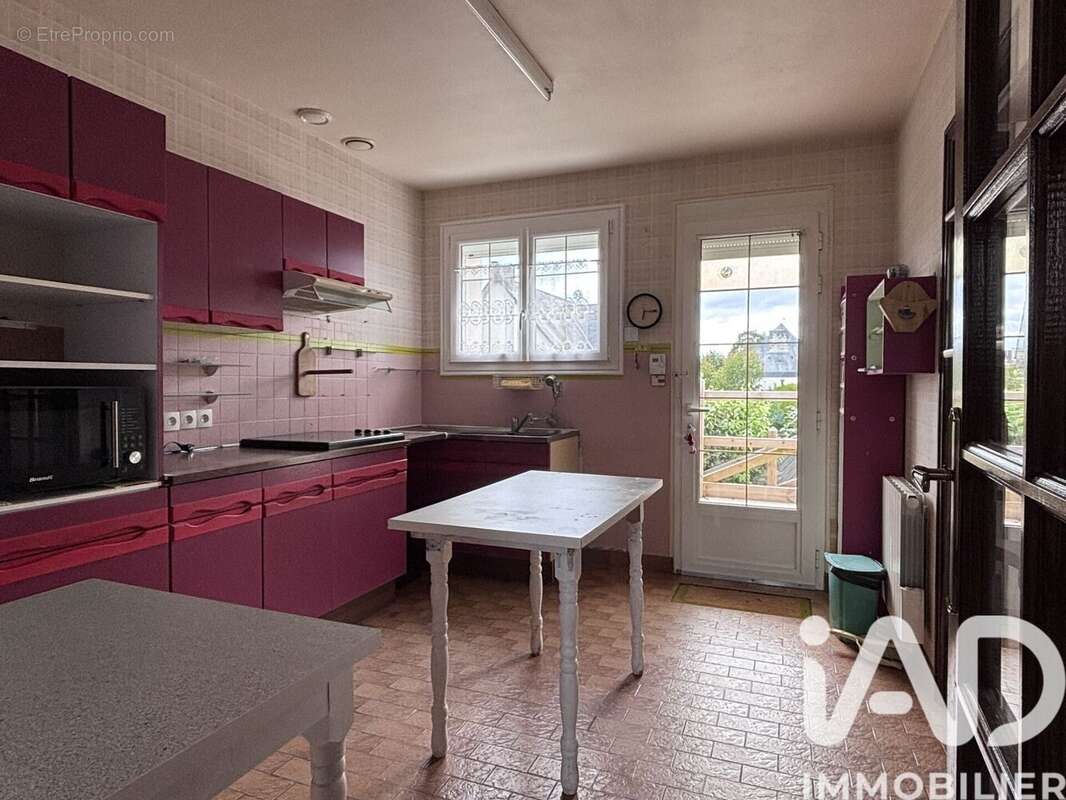 Maison 75 m² à Ernee  - photo 7