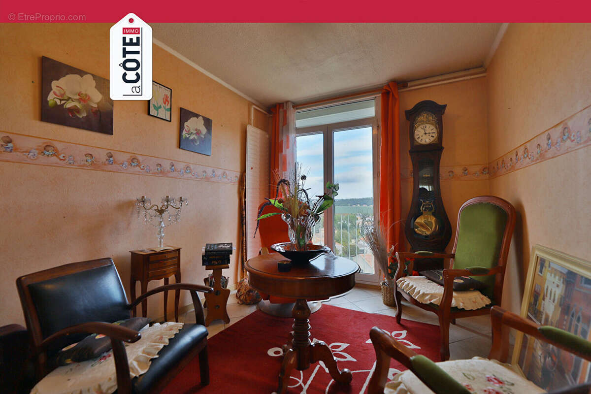 Appartement à MARIGNANE