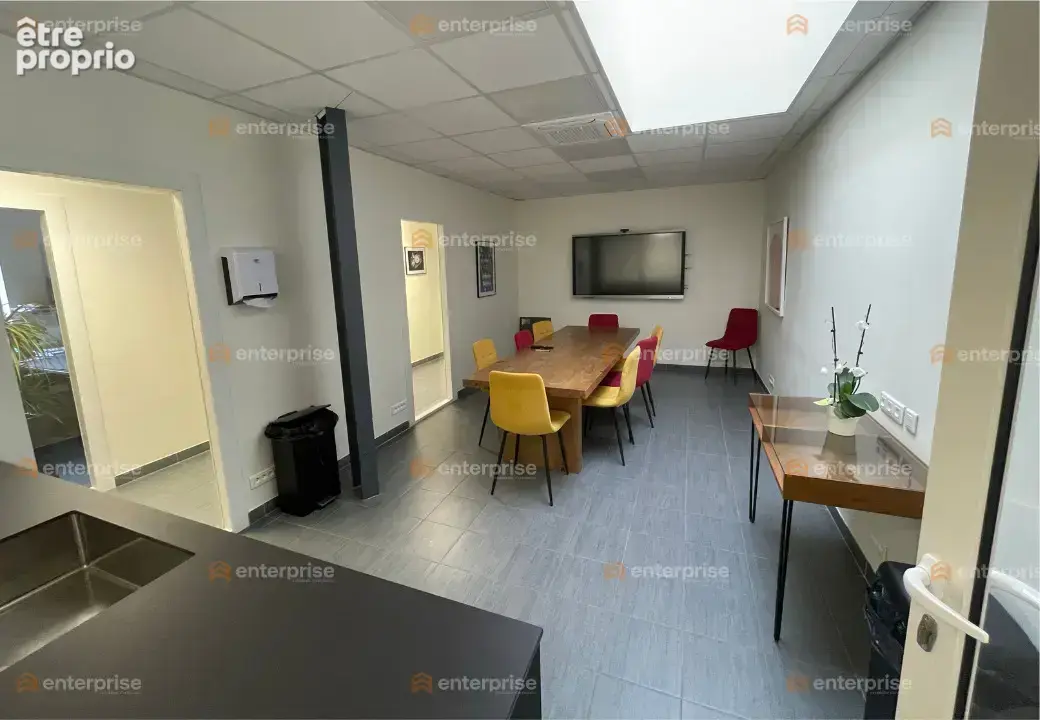 À vendre – bureaux rénovés – hénin-beaumont – parcelle indépendante – disponibilité immédiate - photo 10
