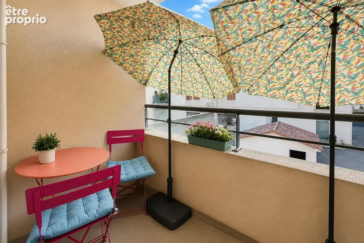 Appartement T3 dans résidence récente et sécurisée - photo 3
