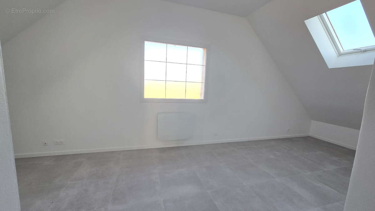 Appartement à LIMOURS