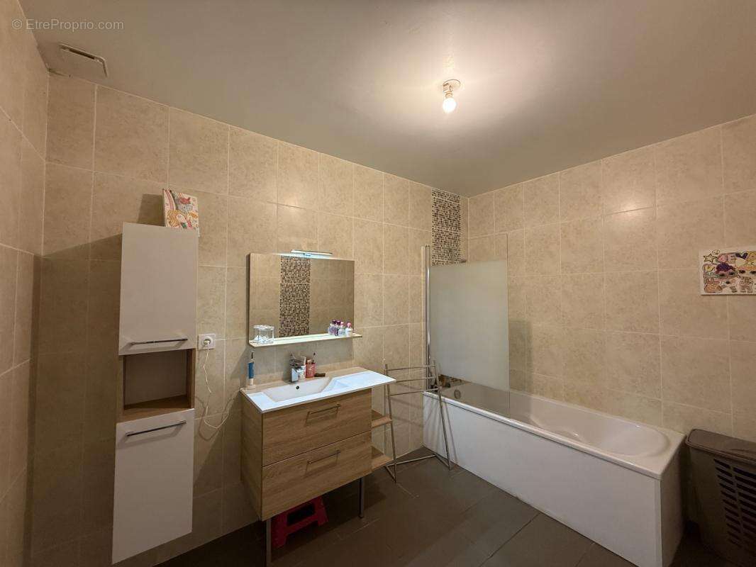 Maison à SAINT-CYPRIEN