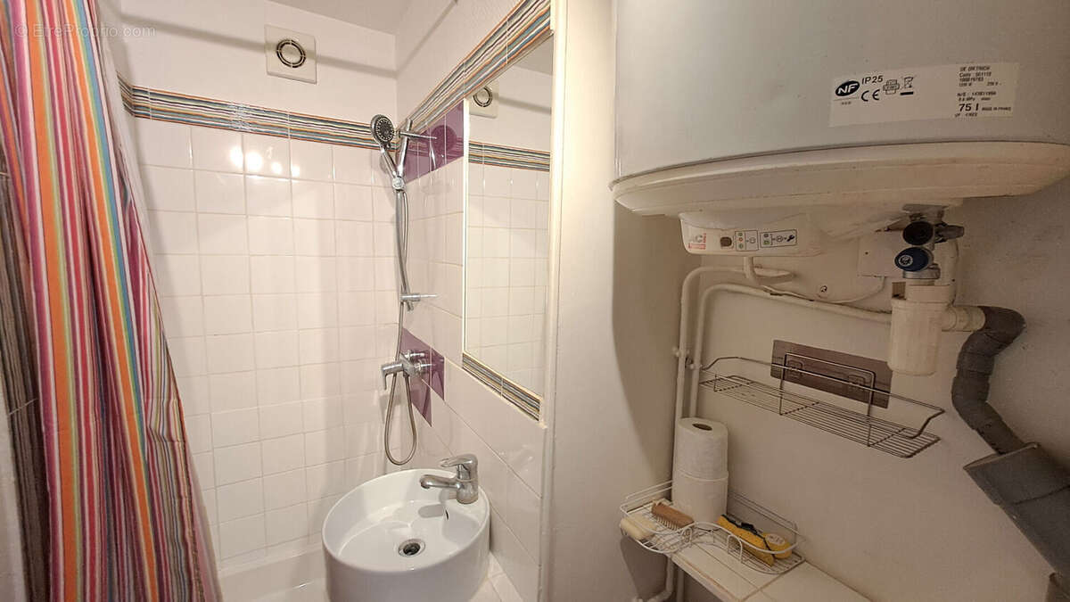 Appartement à DAMPIERRE-EN-YVELINES