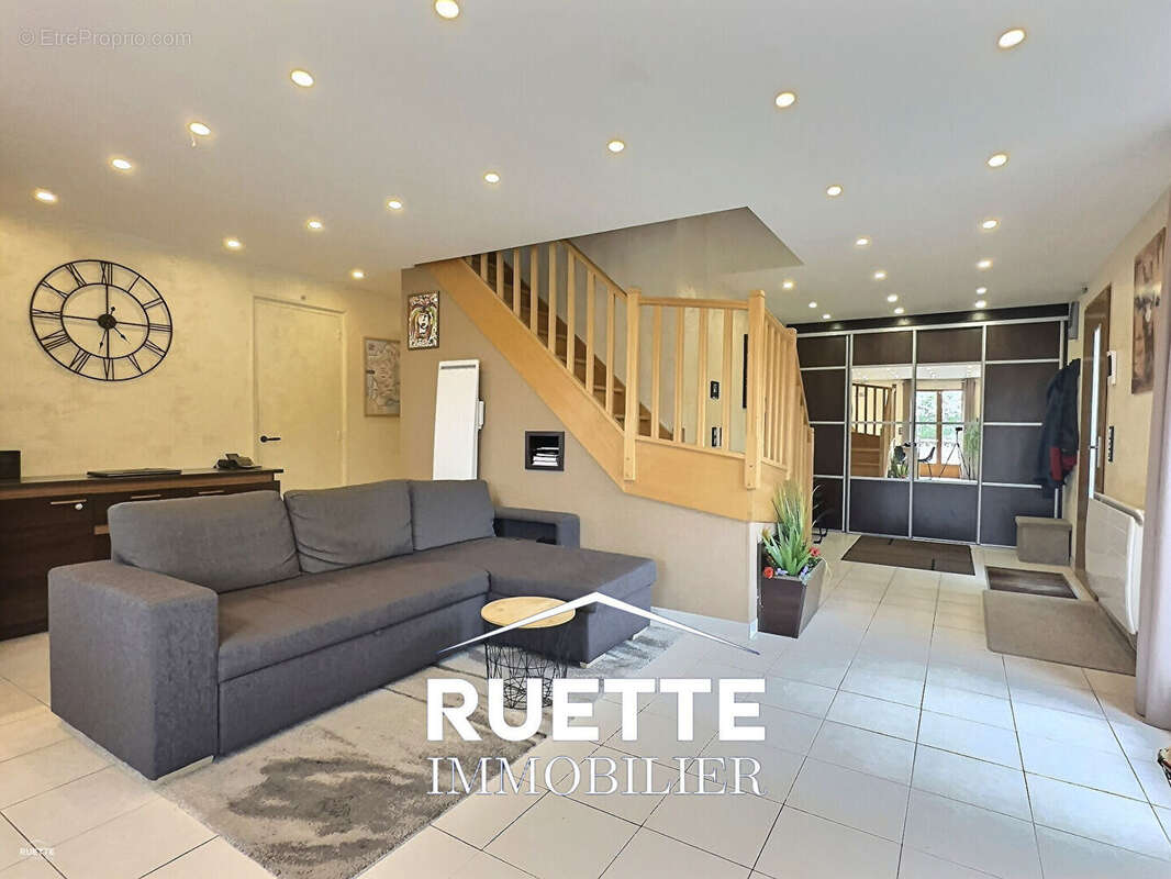 Maison à PIERREFITTE-EN-AUGE