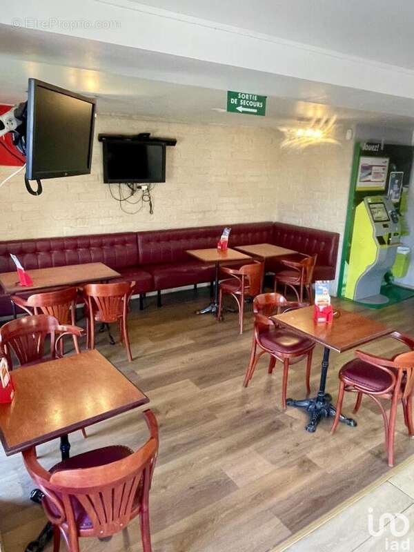 Photo 5 - Commerce à FITZ-JAMES