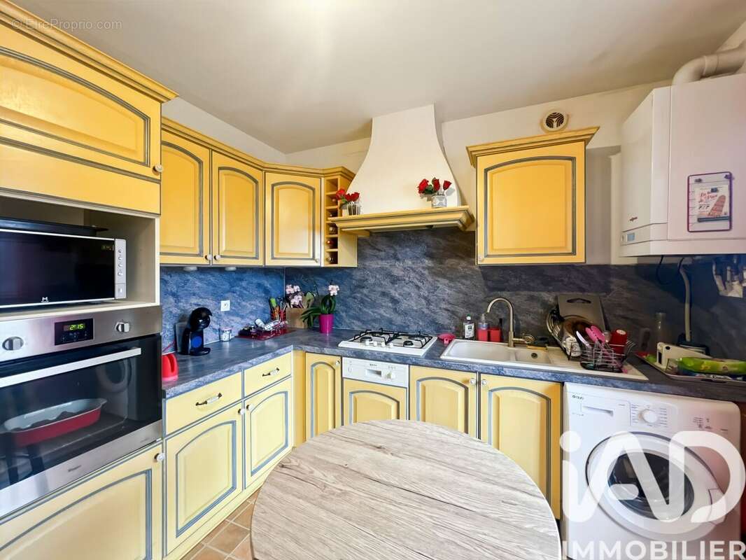 Photo 3 - Appartement à BAGNOLS-SUR-CEZE