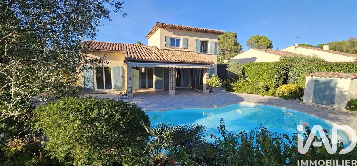 Photo 2 - Maison à SAINT-RAPHAEL