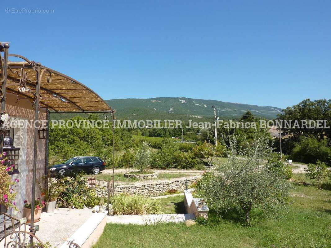 Maison 130 m² à Taulignan  - photo 4