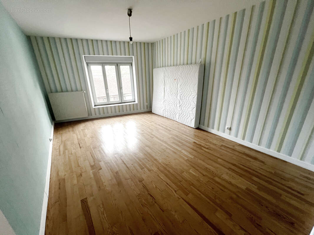 Maison à HAUSSONVILLE