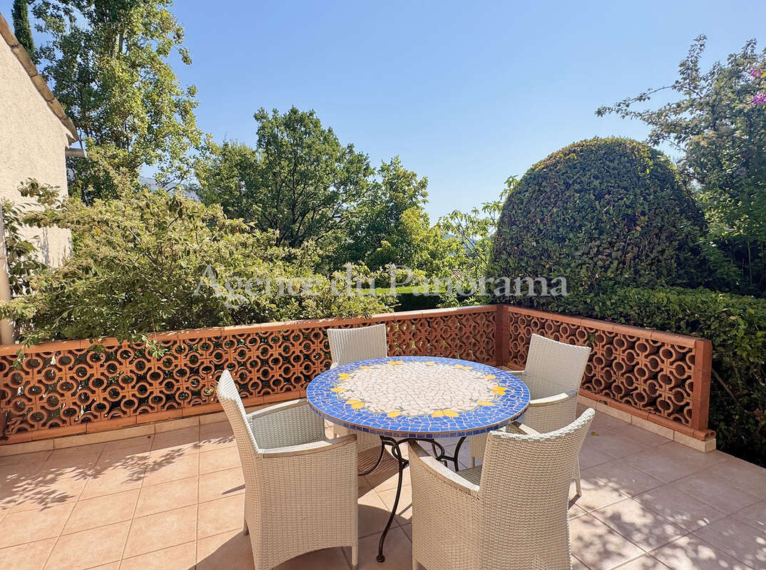 Exclusivite - belle villa  provencale proche village - photo 7