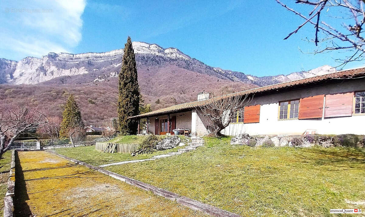 Maison à SAINT-ISMIER