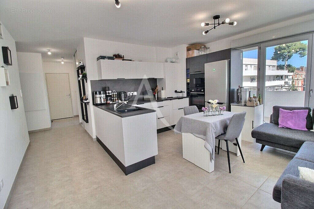 Appartement à MARSEILLE-10E